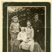 Edgar, Hazel, Thomas & Mable Campbell